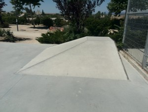 skatepark-villanueva-de-la-canyada-cañada-pirámide-media